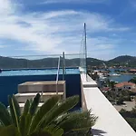 Flat Malu - A 700 Metros Da Praia Do Forte