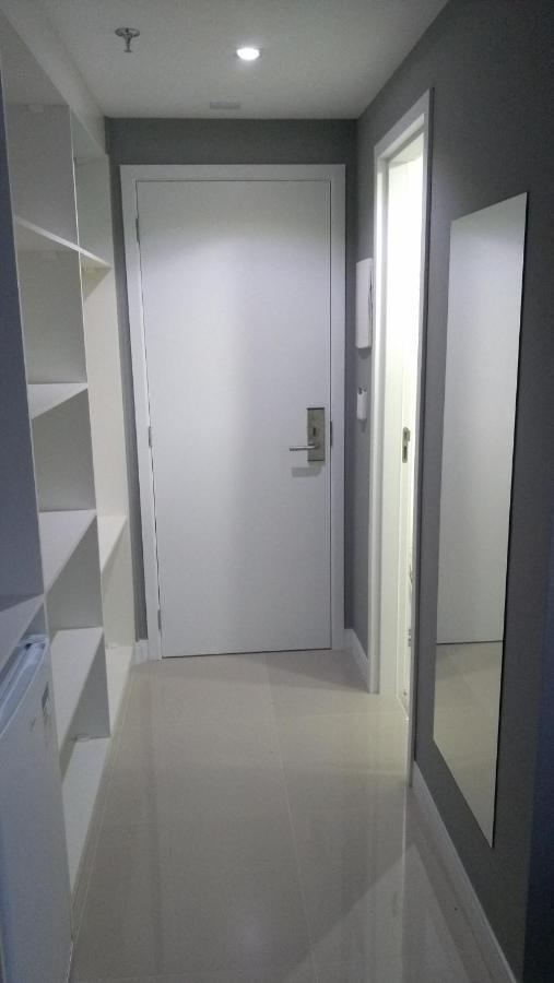 Flat Malu - A 700 Metros Da Praia Do Forte Aparthotel