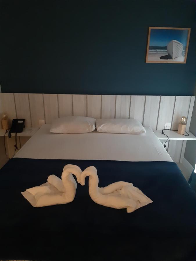 Flat Malu - A 700 Metros Da Praia Do Forte Aparthotel *